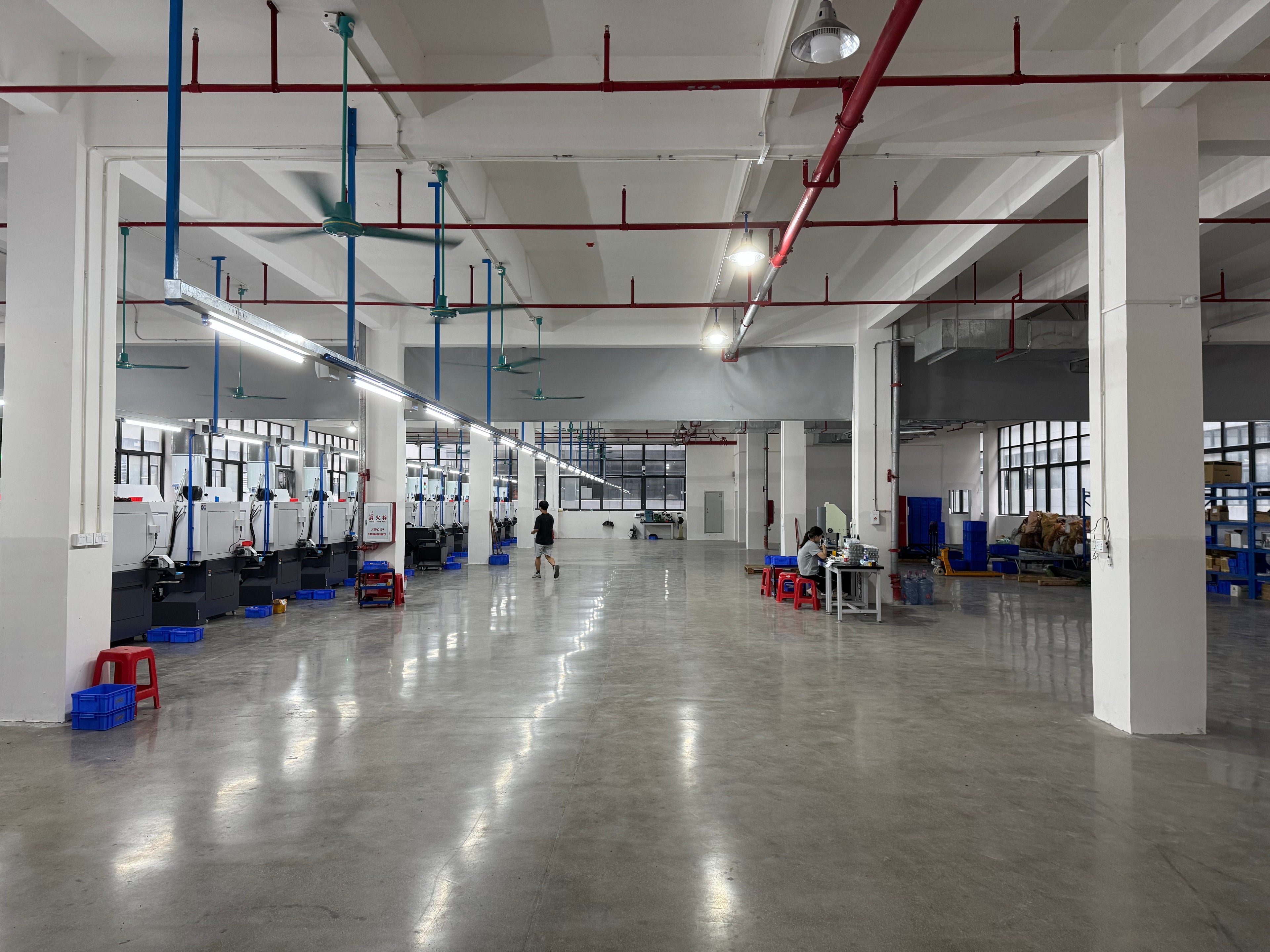 Sunhom production floor with machining equipment